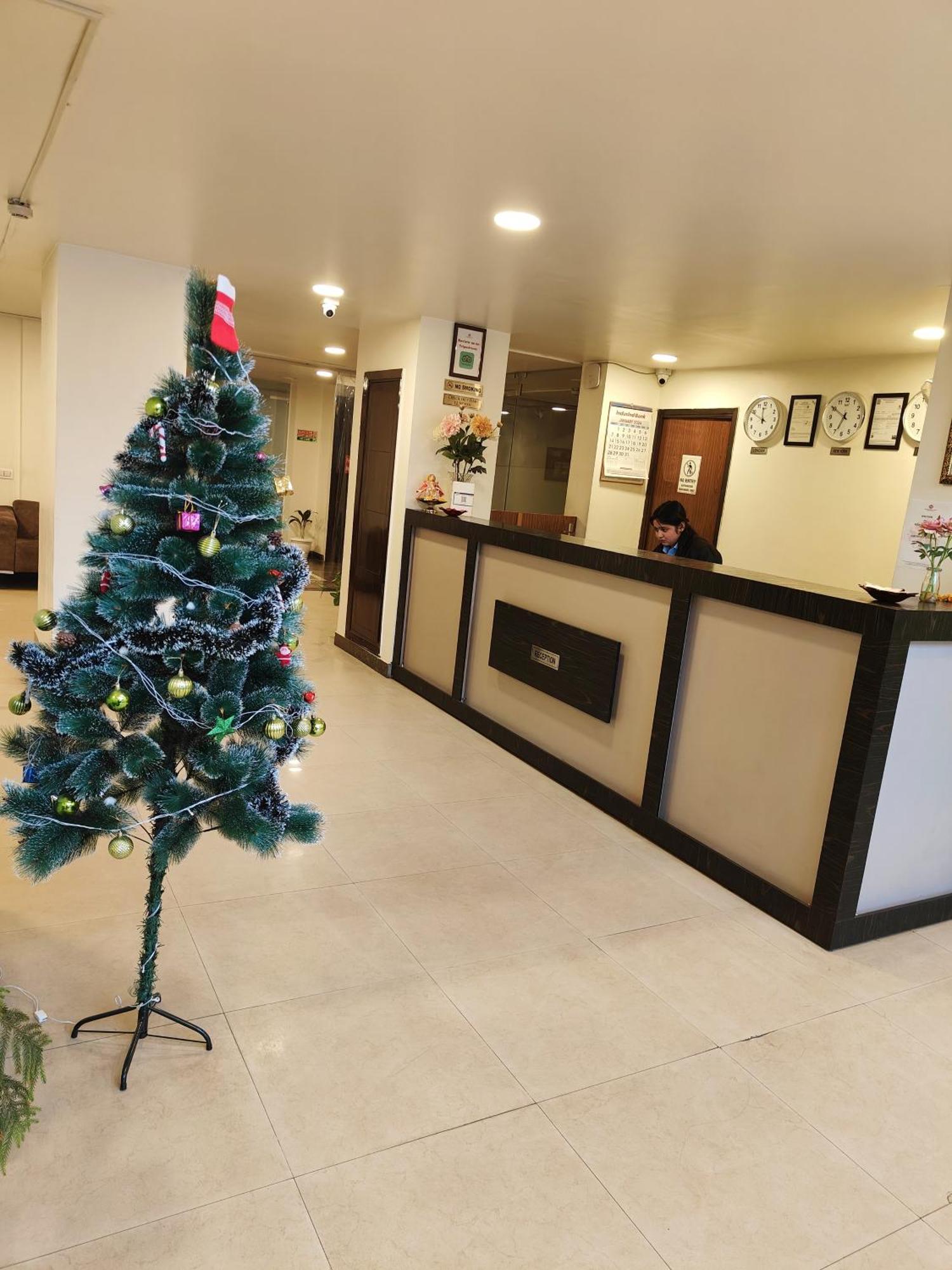 Rosemallow Hotel Нью-Дели Экстерьер фото