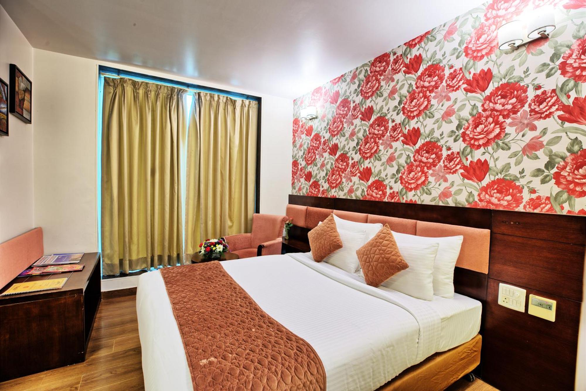 Rosemallow Hotel Нью-Дели Экстерьер фото