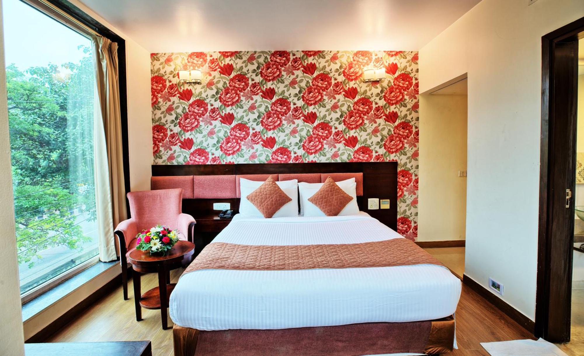 Rosemallow Hotel Нью-Дели Экстерьер фото