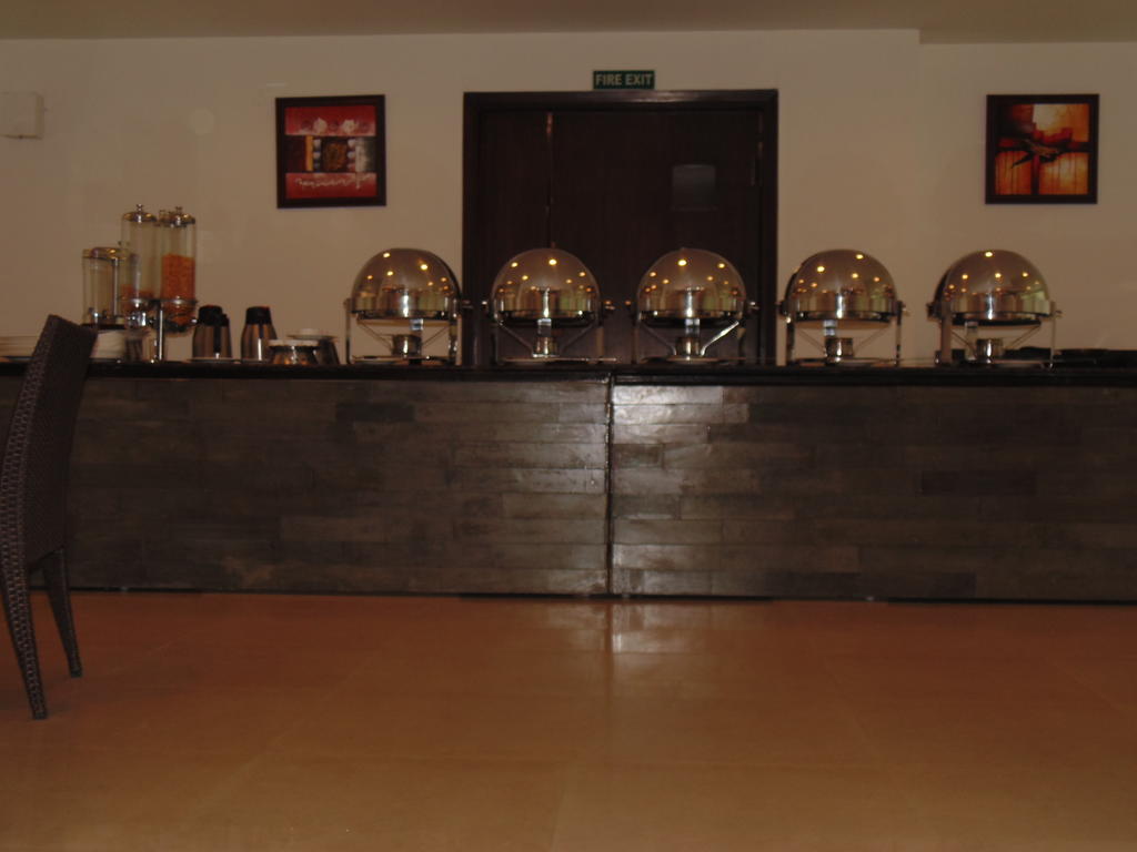 Rosemallow Hotel Нью-Дели Экстерьер фото
