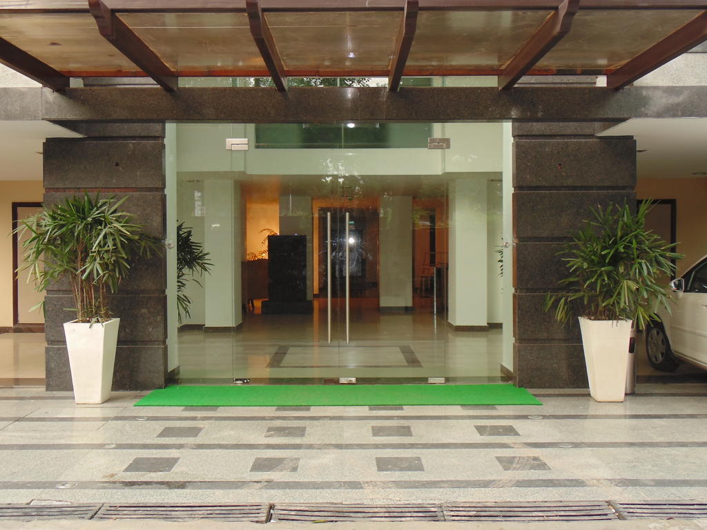 Rosemallow Hotel Нью-Дели Экстерьер фото